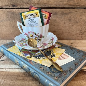 Pride and Prejudice, Jane Austen Gift, Teatime with Jane Gift, Jane Austen Gift Set: Pride and Prejudice, Date with a Book