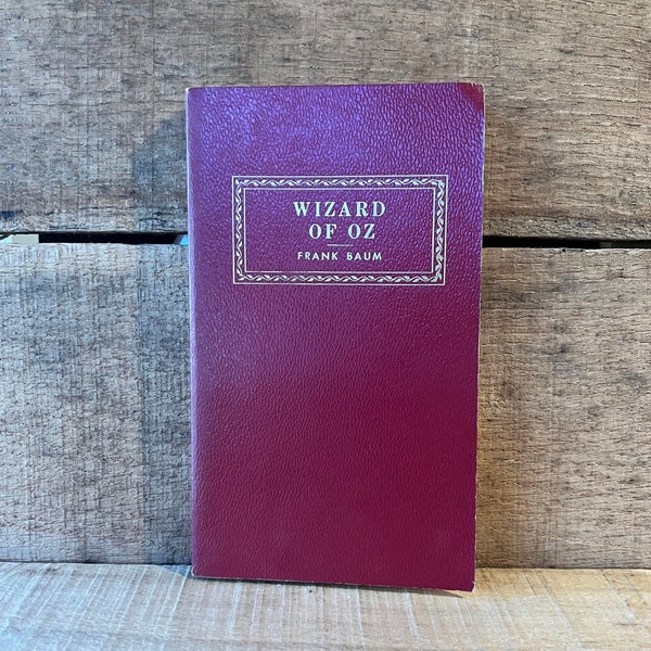 The Wizard of Oz by L. Frank Baum, Illustrated by w. W. Denslow:  Award Book, Inc