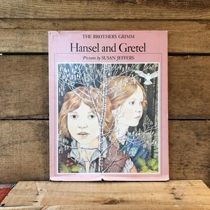 Hansel and Gretel, Illustrated by Susan Jeffers: with Dust Jacket 1980 First Printing