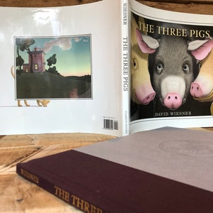 The Three Pigs by David Wiesner: With Dust Jacket 2001 - Etsy