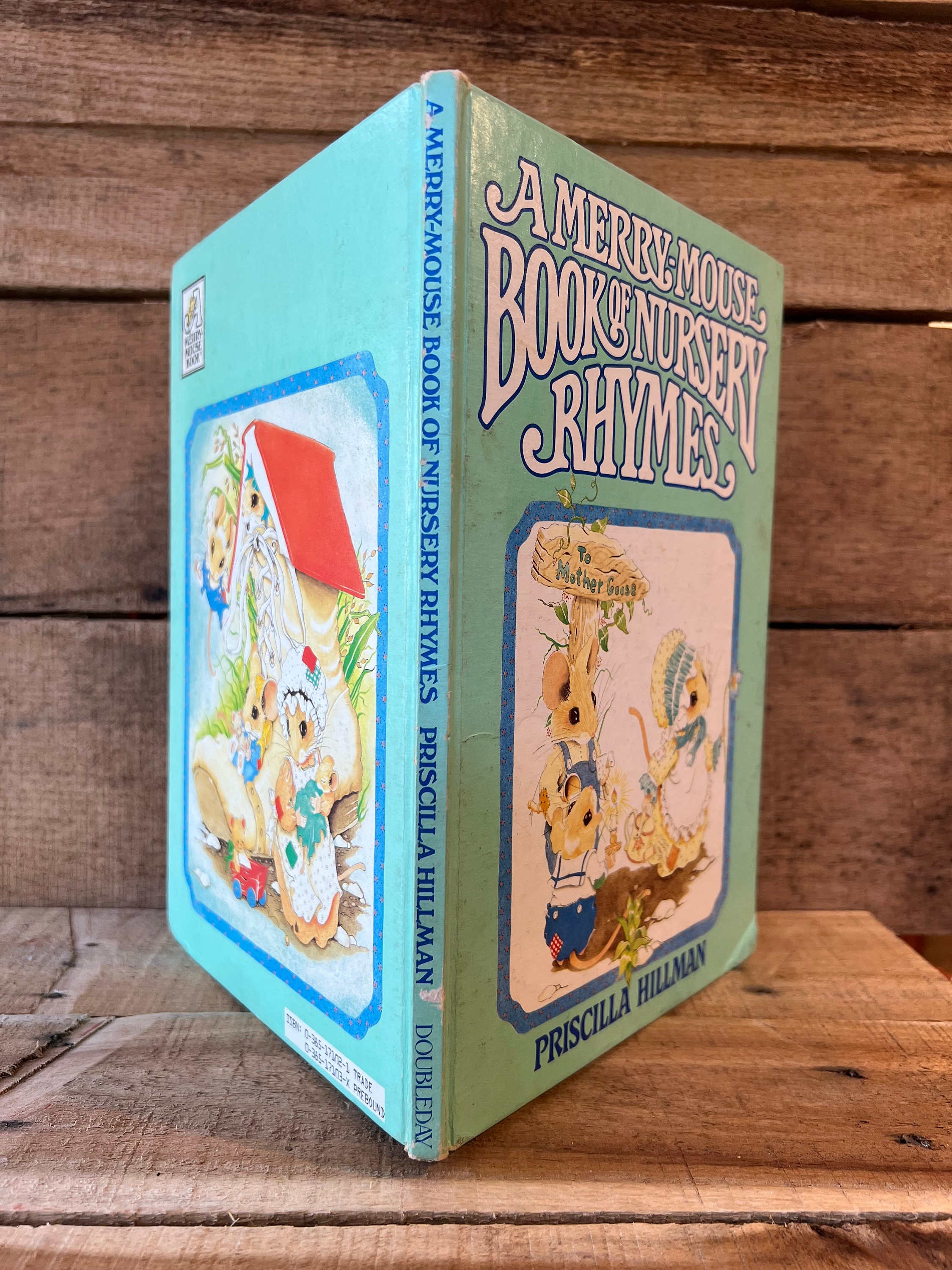 A Merry-mouse Book of Nursery Rhymes by Priscilla Hillman