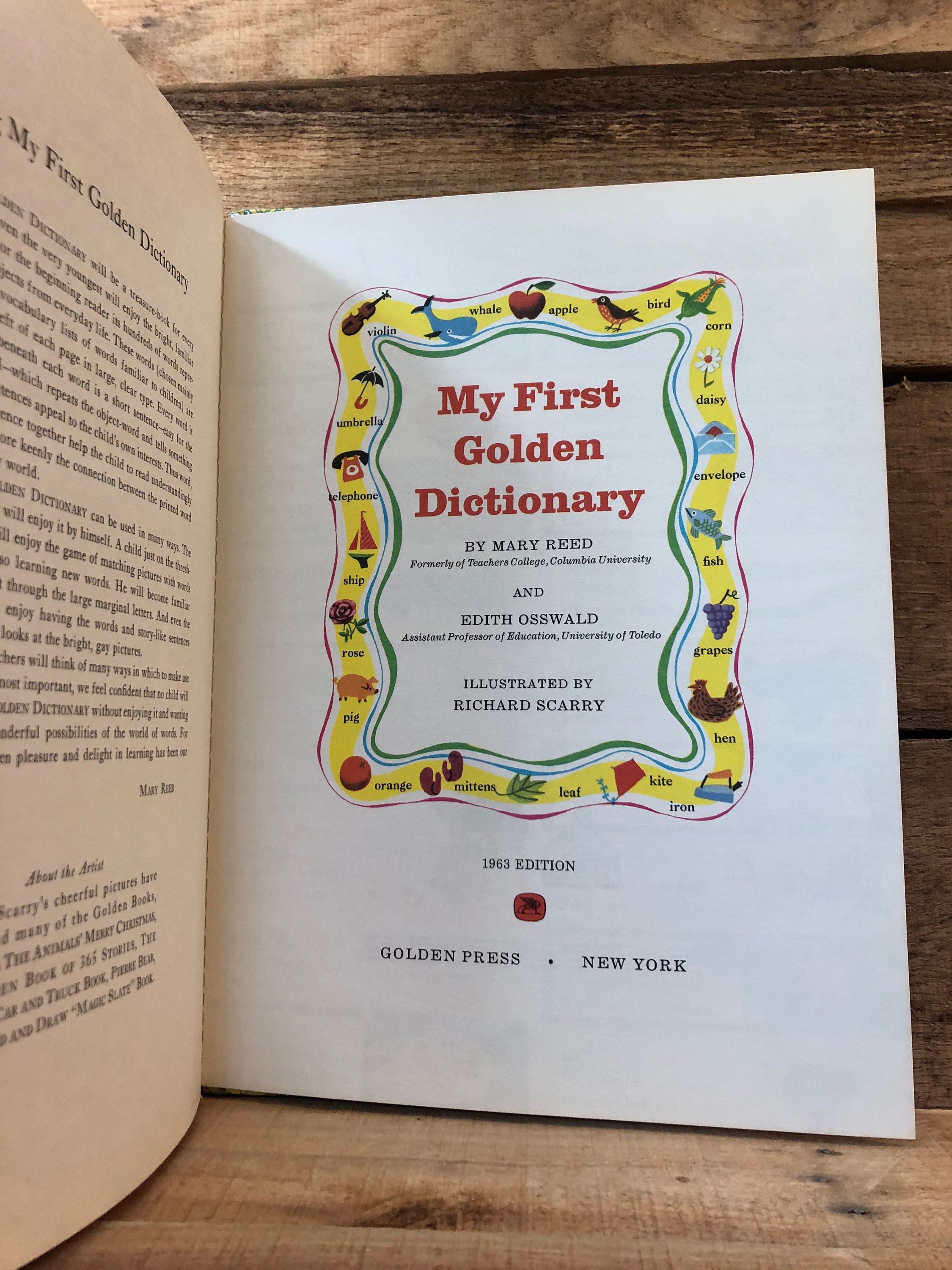 Amazon.co.jp: My First Golden Dictionary : 洋書