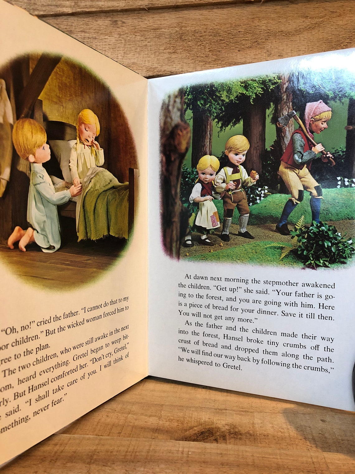 hansel and gretel toy house and storybook playset