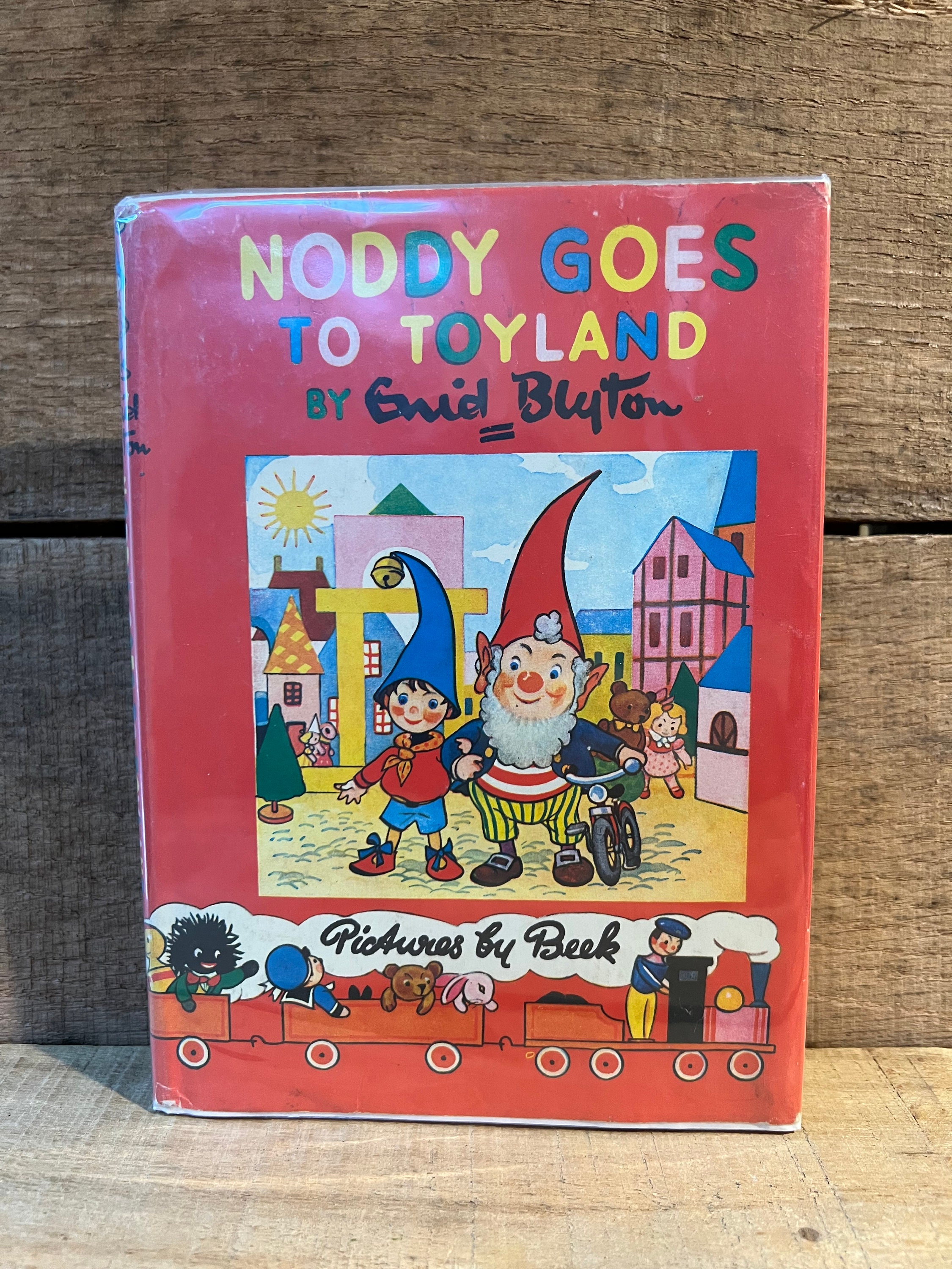 Noddy Goes to Toyland by Enid Blyton: With Dust Jacket, 1949 - Etsy