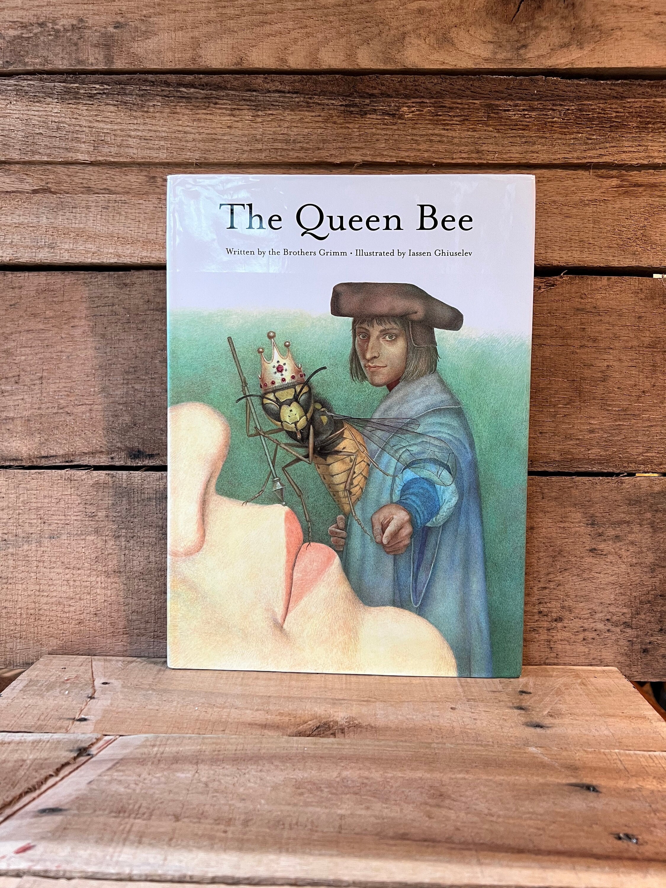 The Queen Bee by the Brothers Grimm, Illustrated by Iassen