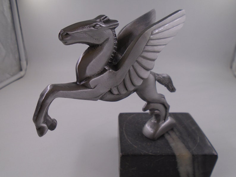 Vintage Pegasus Flying Horse Mobiloil Greek Mythology Car Hood Ornament