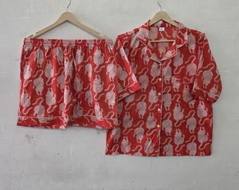 Tiger Cotton Pajama Set: Red Short Sleeve Sleepwear with Pouch
