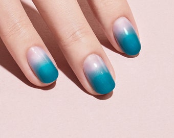 Blue Green Gradation Nail Art / Turquoise Ombre / E90903 Tove / VIKA NAILJAM ECO Gel Nail Stickers / Nail Wraps for women / Nail Strips