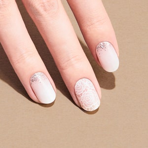 White Rose Nail Art / E90301 Blessing / VIKA NAILJAM ECO Gel Nail Sticker / Enveloppements à ongles / Bandes à ongles / Expédition nationale aux États-Unis et au Canada image 1