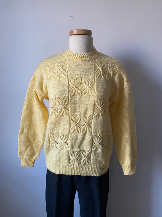 Vintage Yellow Knit Sweater with Pearl Details - image 7