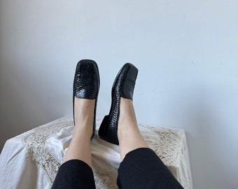 Woven Black Square Toe Loafer