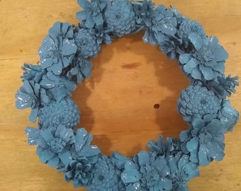 Pine cone wreath Sky blue