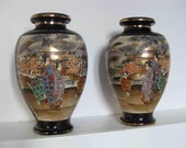 Japan-pair of Meiji Satsuma vases on blue background and characters gilded with fine gold signed