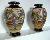 Japan-pair of Meiji Satsuma vases on blue background and characters gilded with fine gold signed