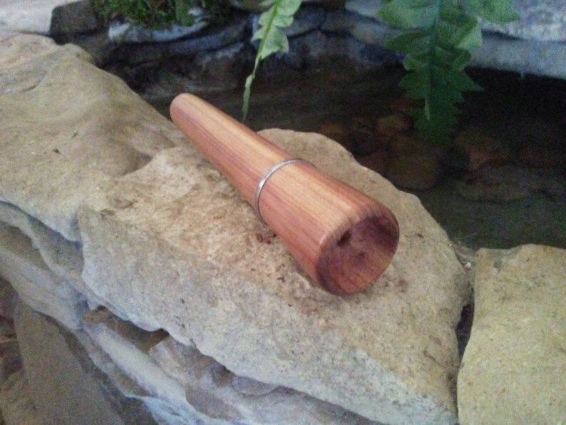 Cedar chillum