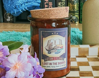 Lost in the Books Soy Candle – Vintage Leather, Wood Scent
