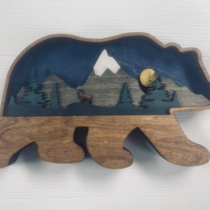 8-Layer Bear Scene