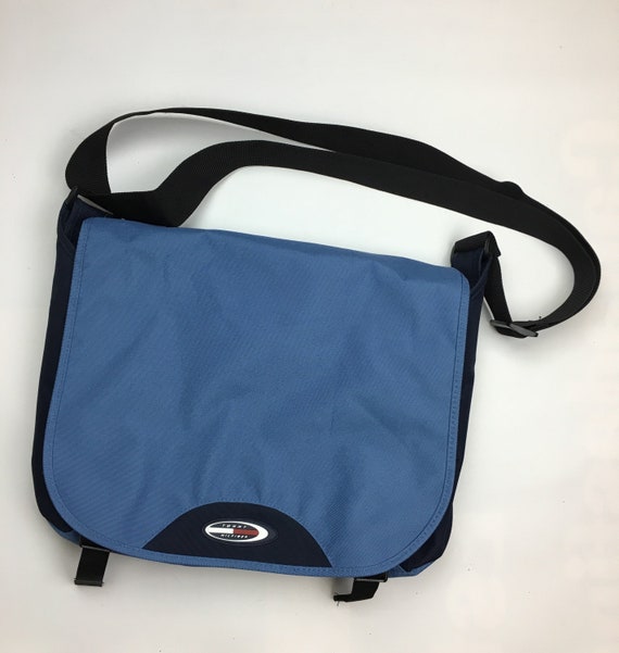 tommy hilfiger laptop messenger bags