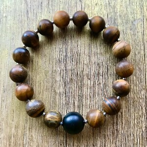 Black onyx, matte tiger&#39;s eye and hematite stone  bracelet