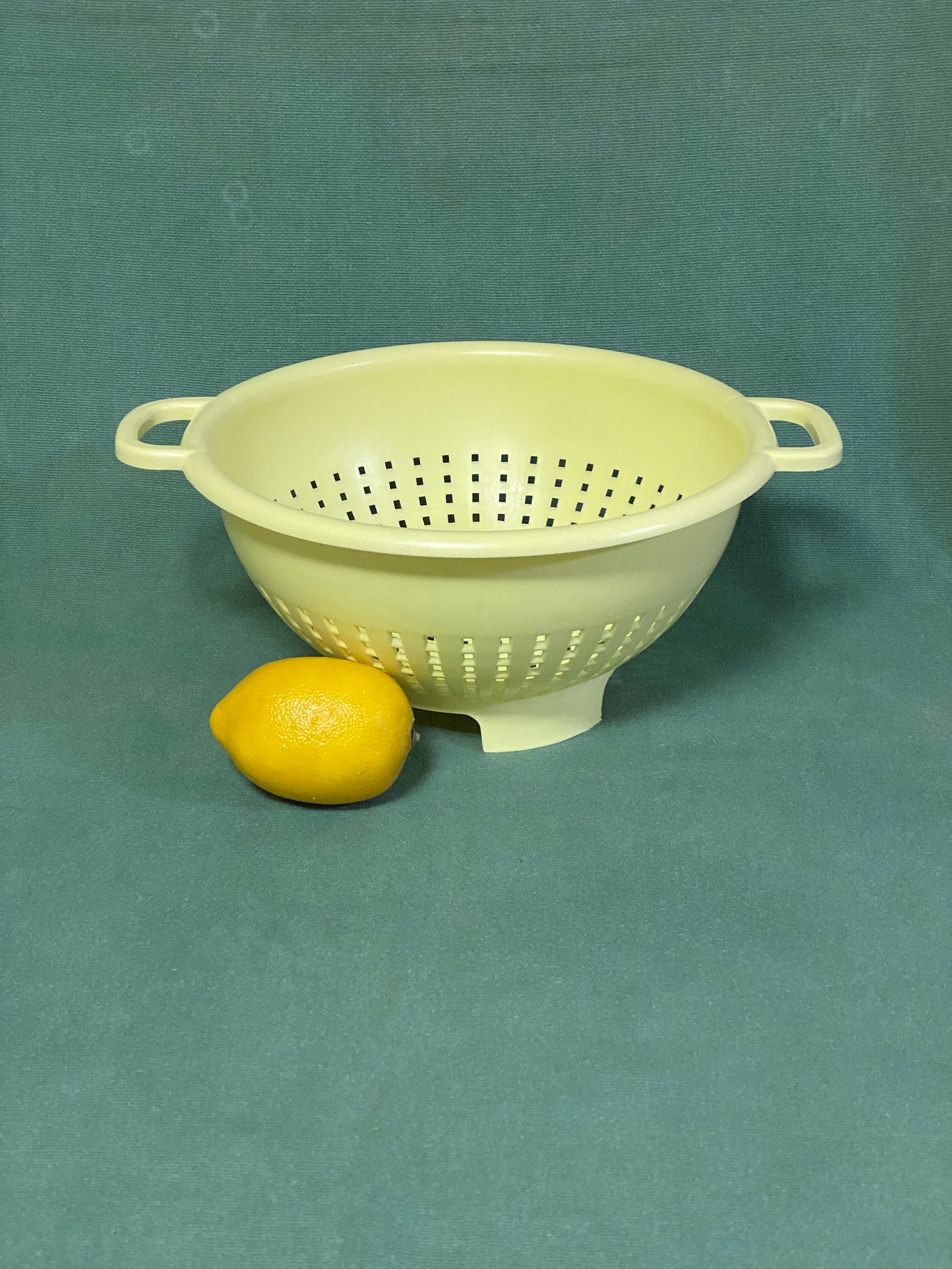 Vintage Yellow Plastic Colander Yellow Food Strainer Vintage Etsy