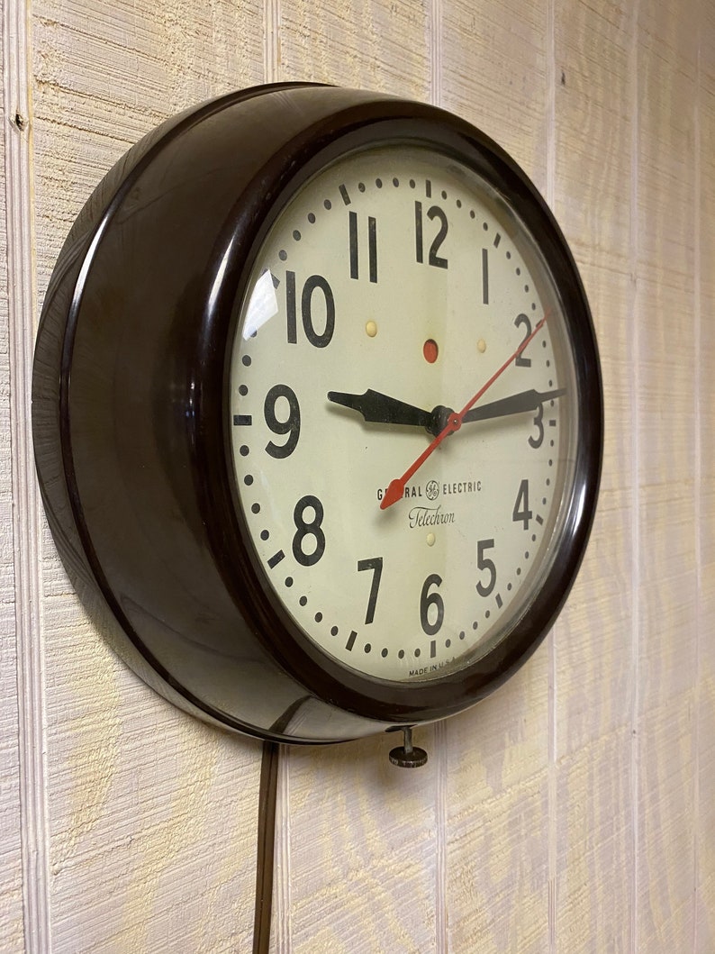 Vintage GE Electric Telechron Wall Clock Brown Bakelite Etsy