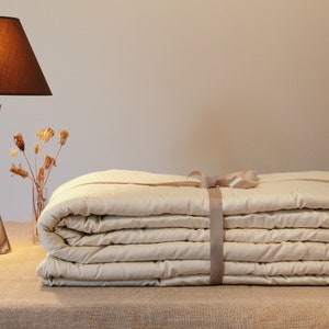 Wool duvet size 240x220 cm, Summer warmth image 1