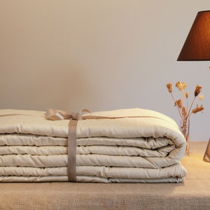 Wool comforter, Summer warmth, Queen size (90x90") | US Duty Paid