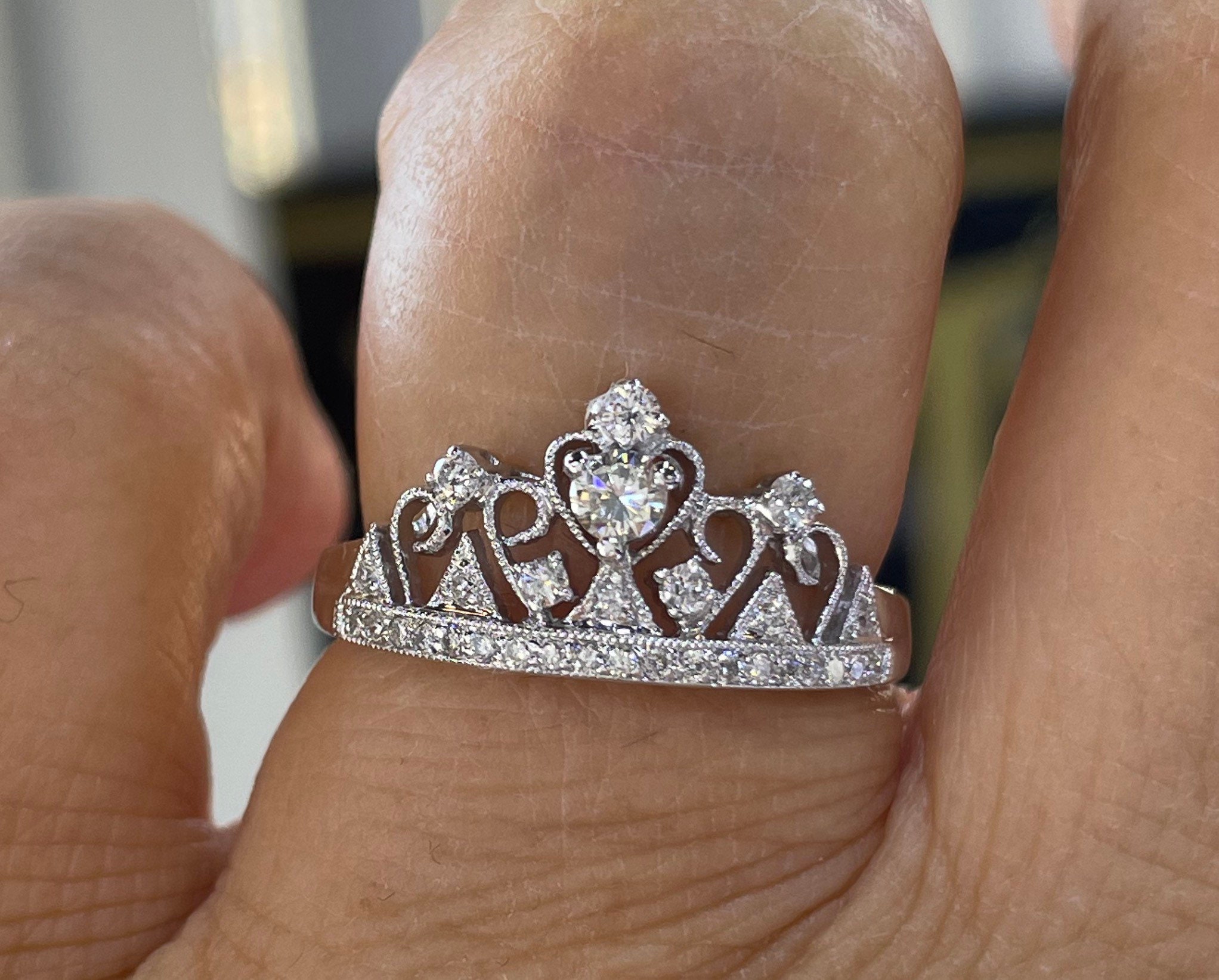 Crown diamond shop ring