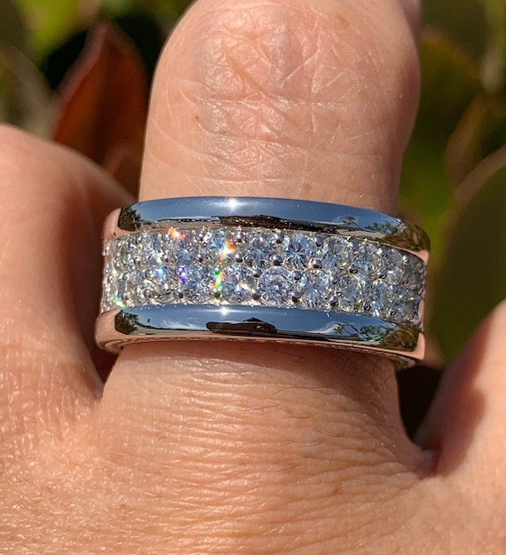 Laura Preshong | Avalon Diamond Ring