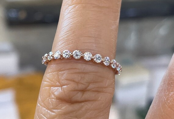 Small diamond wedding band online