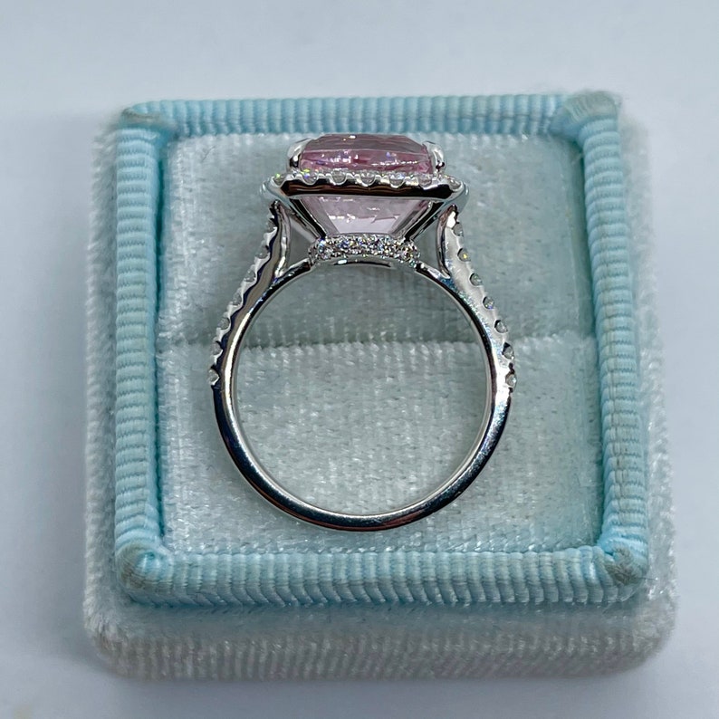 Pink Morganite Ring, Cushion Cut Morganite Engagement Ring, 14K White Gold Cushion Halo Morganite and Diamond Ring Bild 5