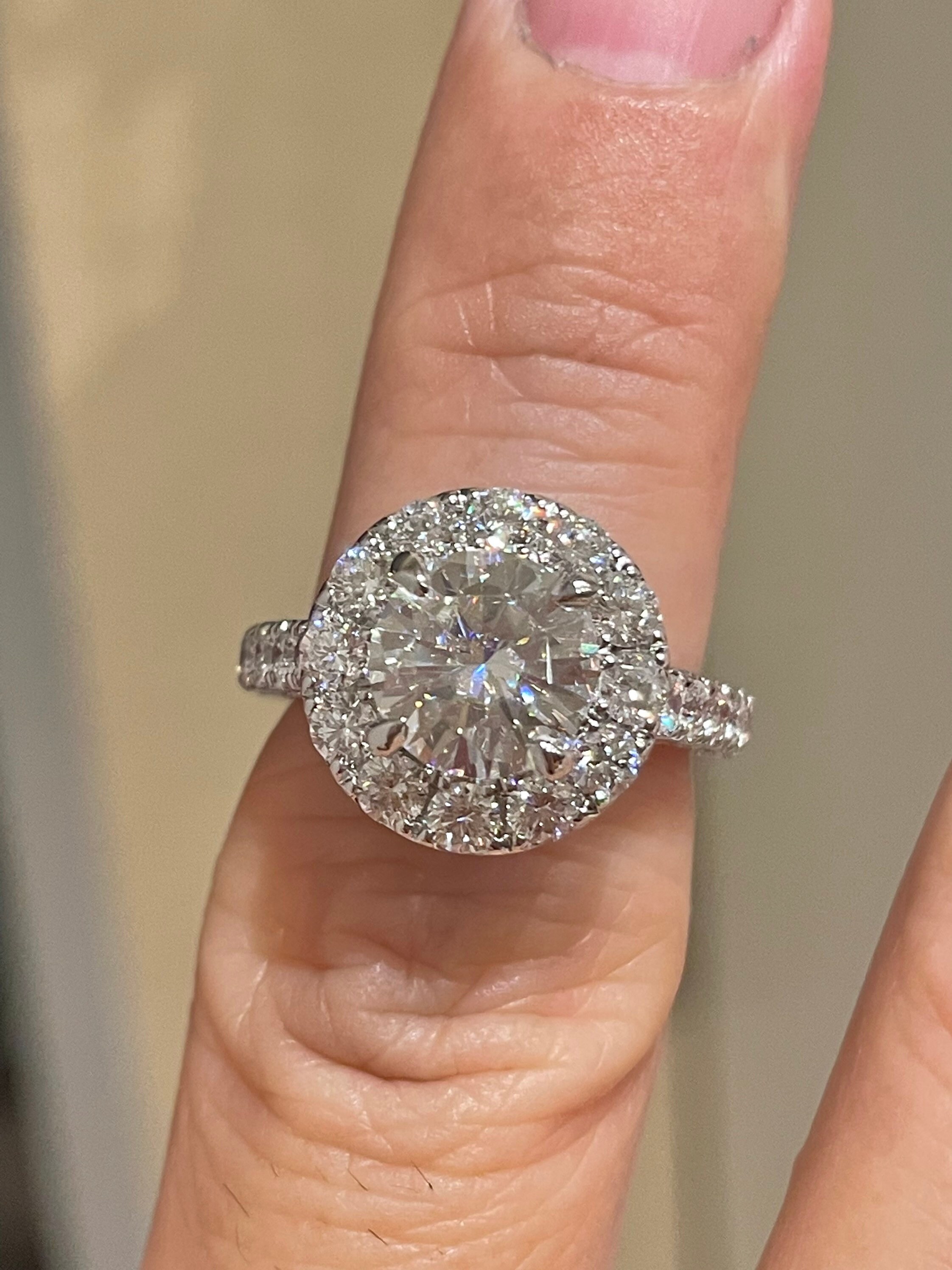 18 Karat White Gold Diamond Ring With Round Brilliant - Etsy Canada