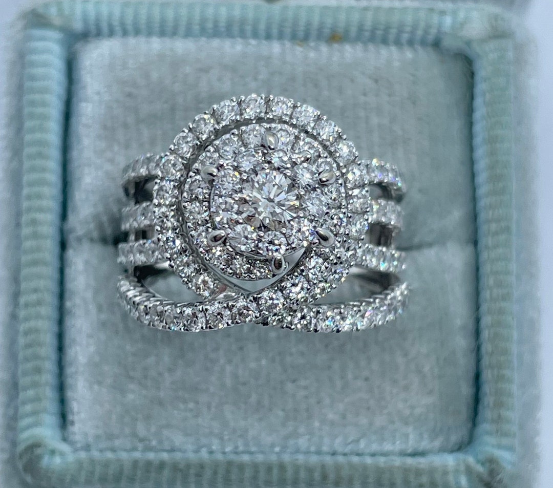 Unique Wedding Ring, 18K White Gold Diamond Wedding Ring, Swirl Diamond