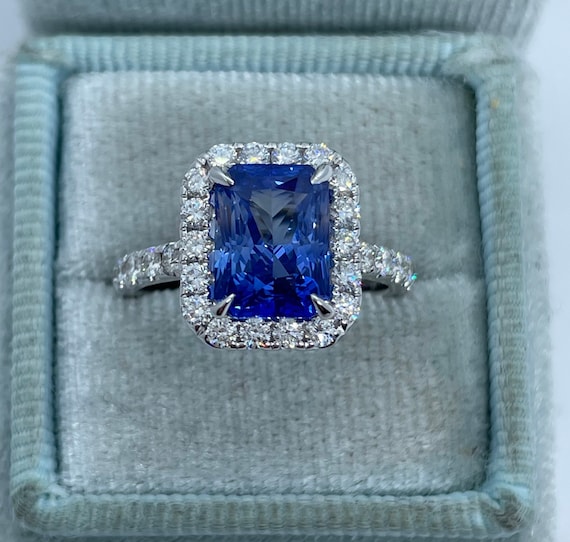 Sapphire right hand ring discount
