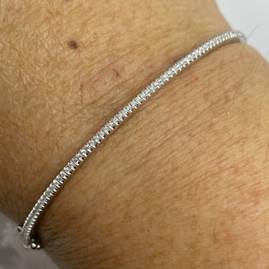 Bracelet jonc diamant délicat, bracelet minimaliste, jonc diamant en or blanc 18 carats, bracelet jonc diamant pour femme