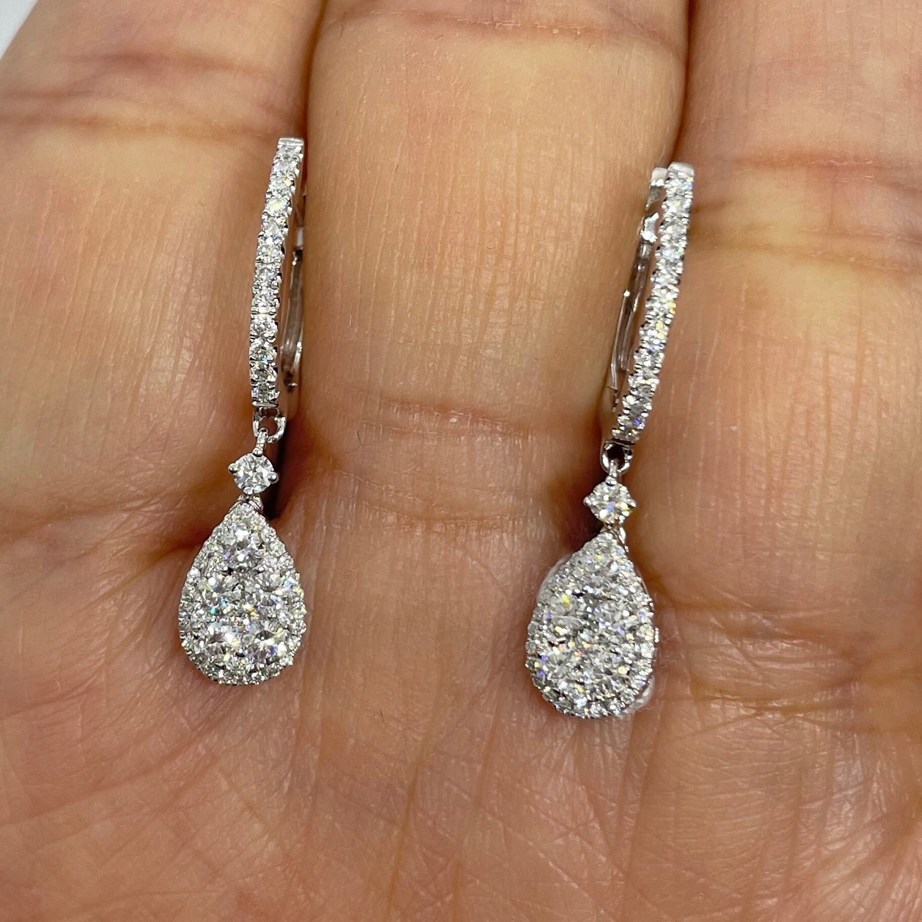 ピアス DOLCE & GABBANA \"DG NEWTON\" DANGLE EARRINGS Dolce & Gabbana Newton Dangle Earrings | italist