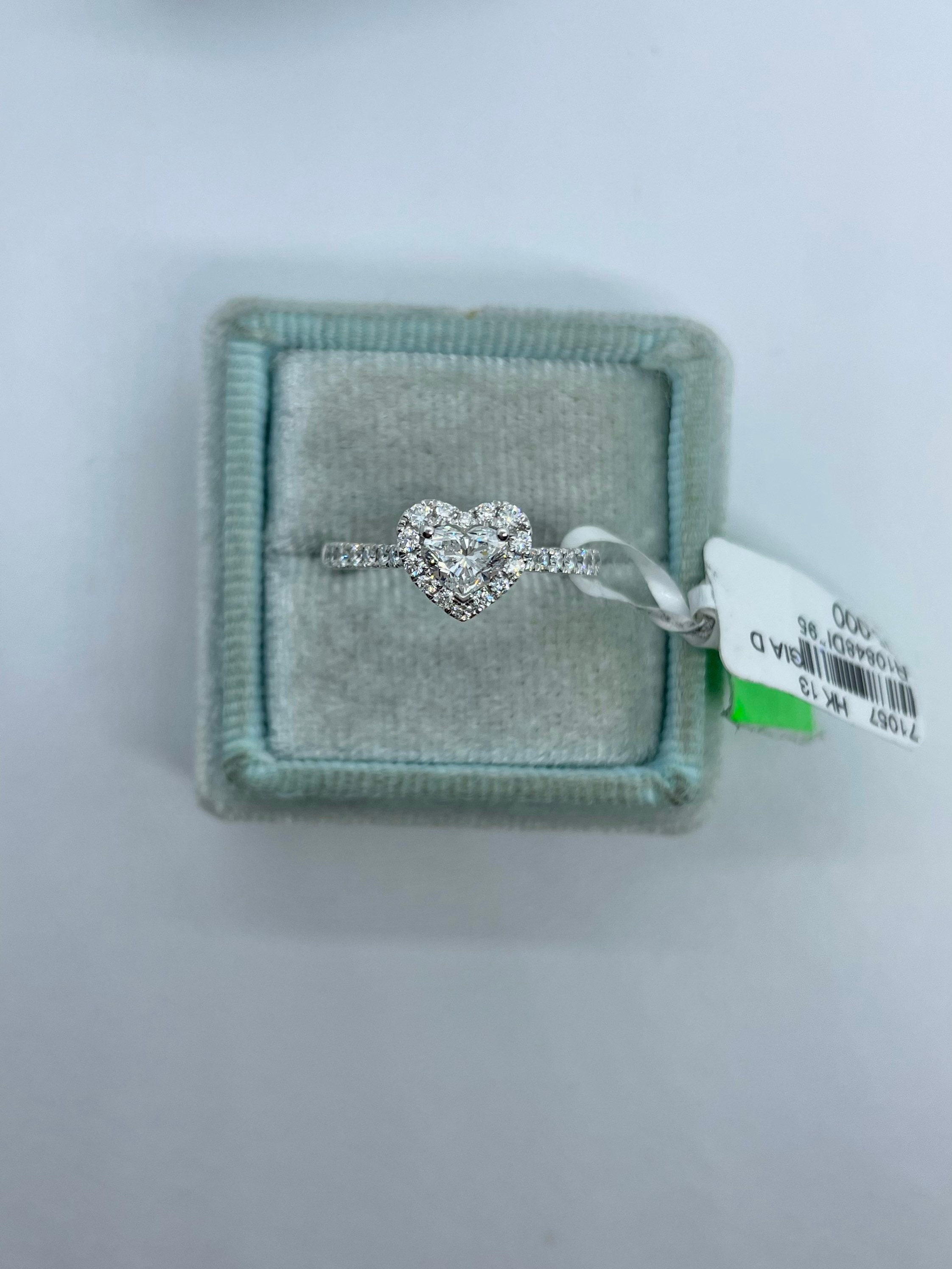 Kay jewelers heart store shaped ring