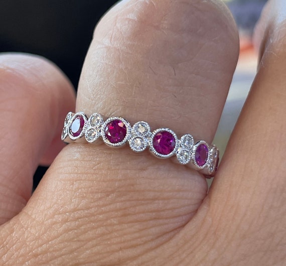 Pink sapphire band ring sale