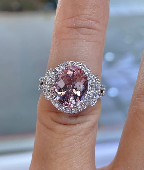 Cloudy morganite store