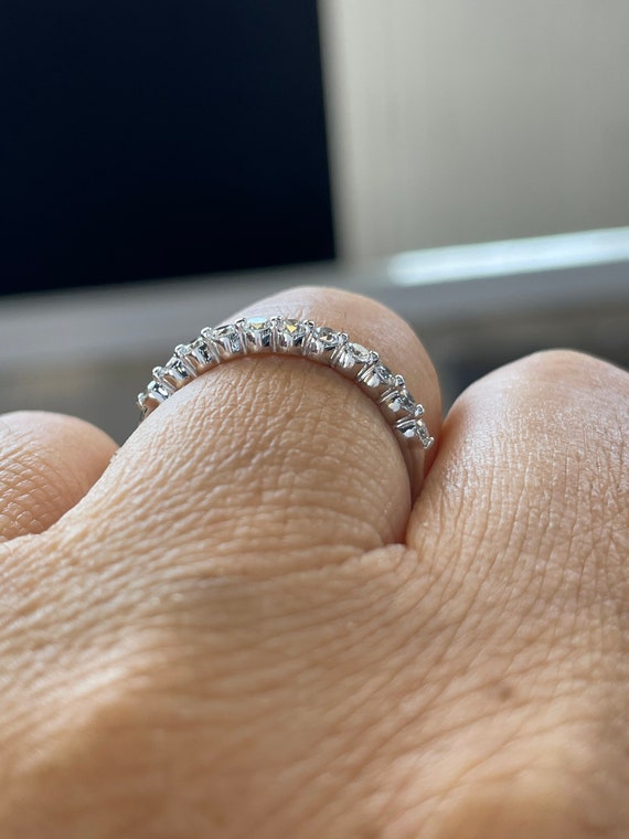 Simple diamond band discount
