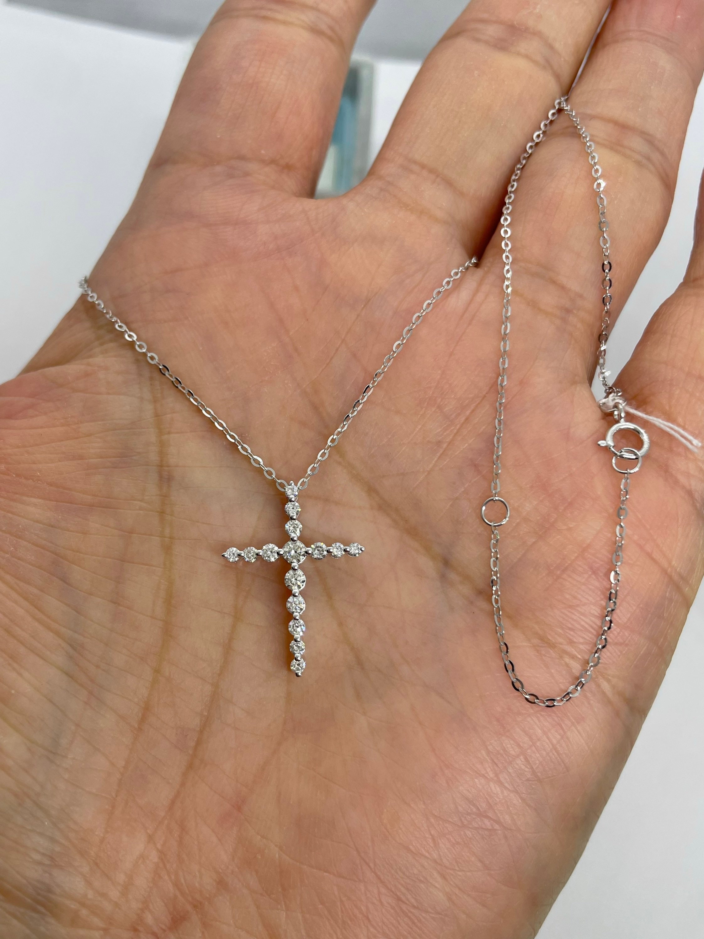 Lee hwa deals cross pendant