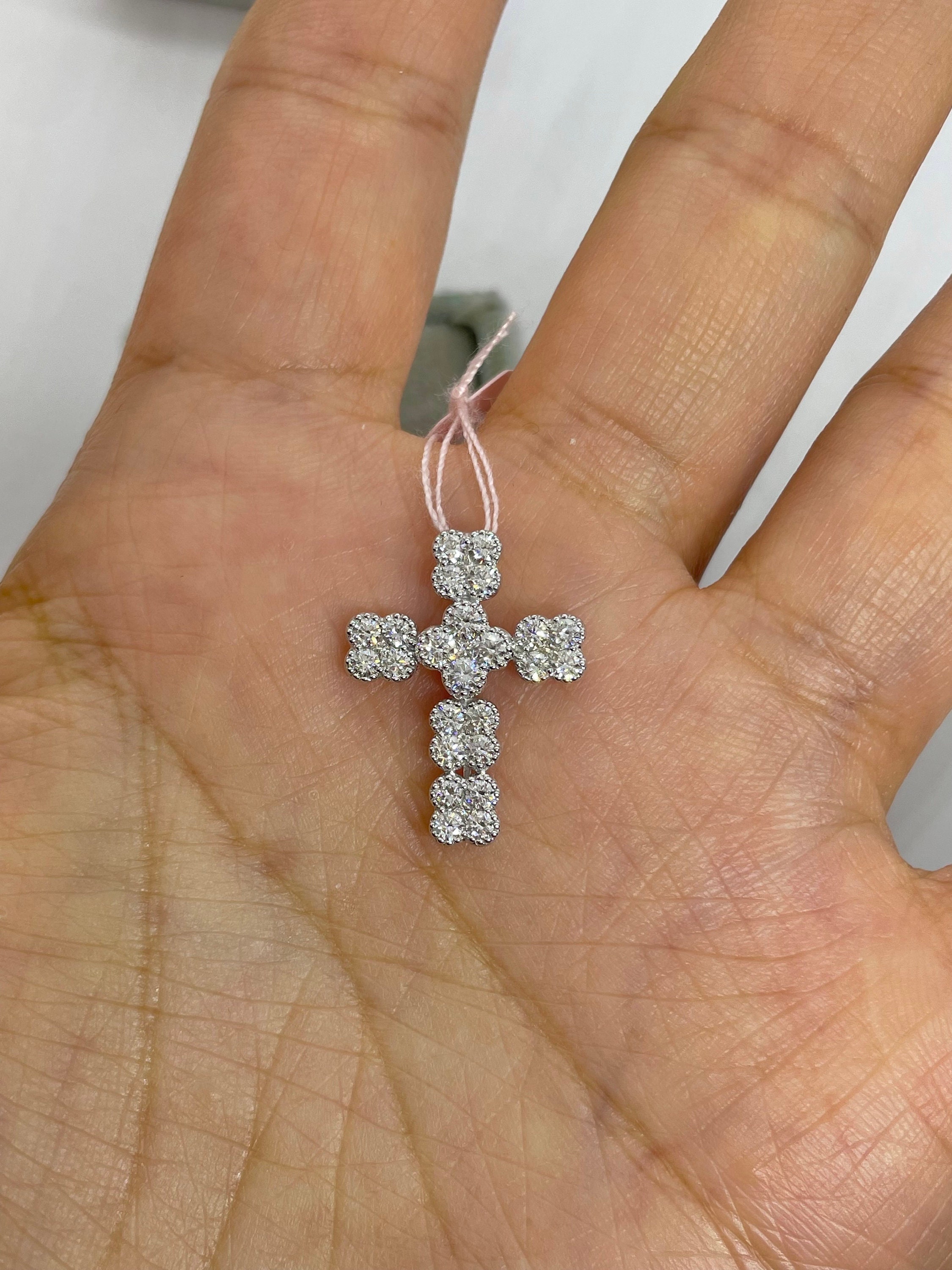 Diamond Cross White Gold, Flower Diamond Cross Pendant
