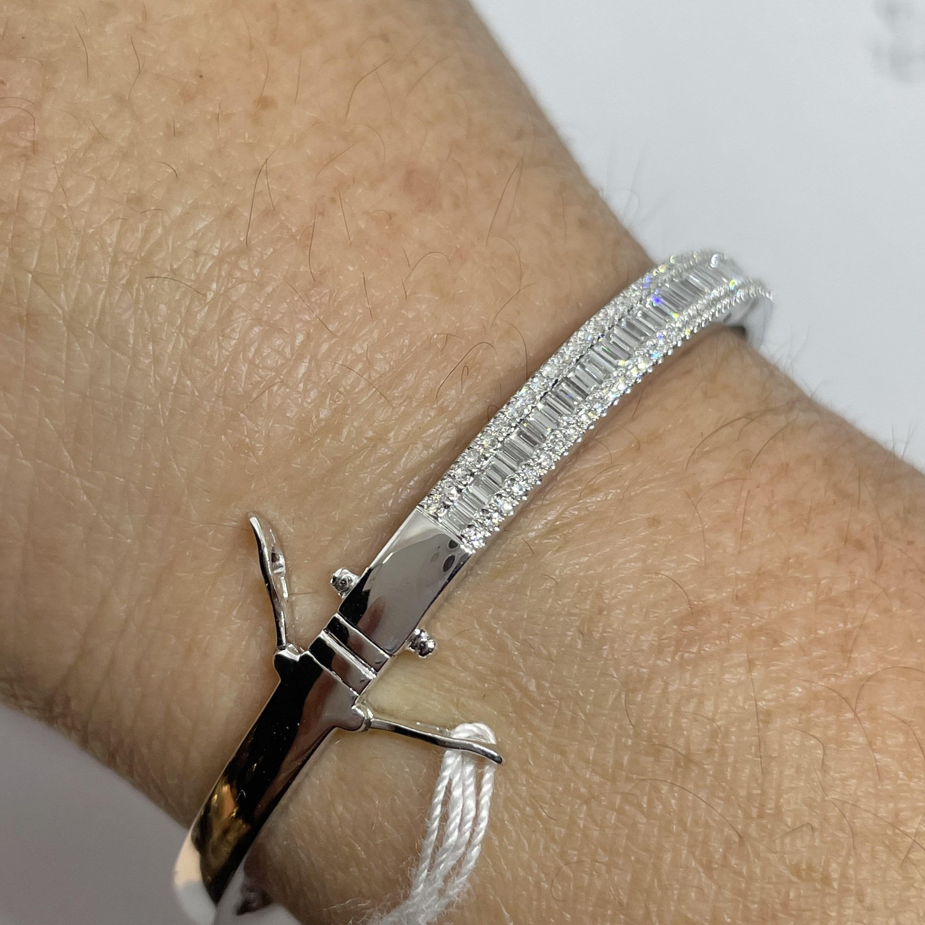 Estate 8.50ct Diamond18K Gold Bangle Bracelet 18.7 Grams | eBay