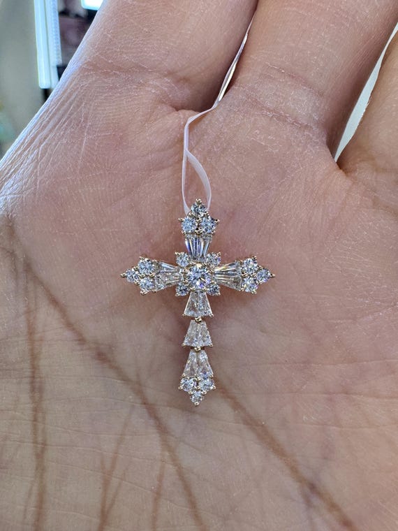 18K Gold Diamond Cross Pendant, Baguette and Round Diamond Cross