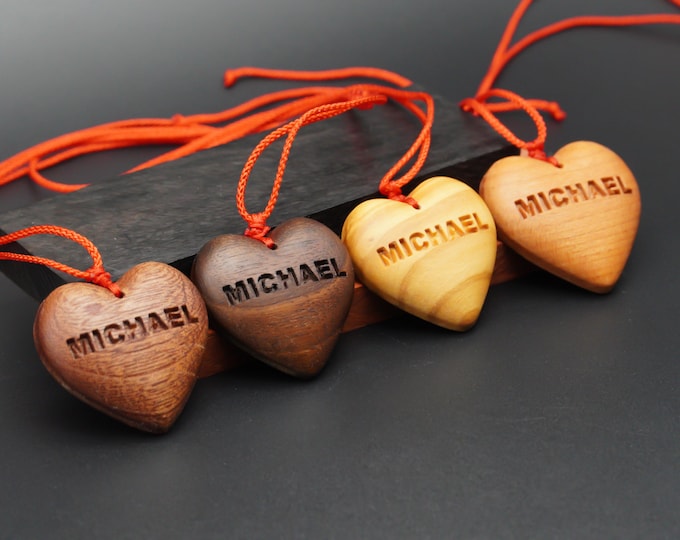 Personalisierte Halskette mit Herz aus Holz, personalisierte Namenskette, Holzanhänger, GESCHENKE für sie, PERSONALISIERTE GESCHENKE, personalisierter Name