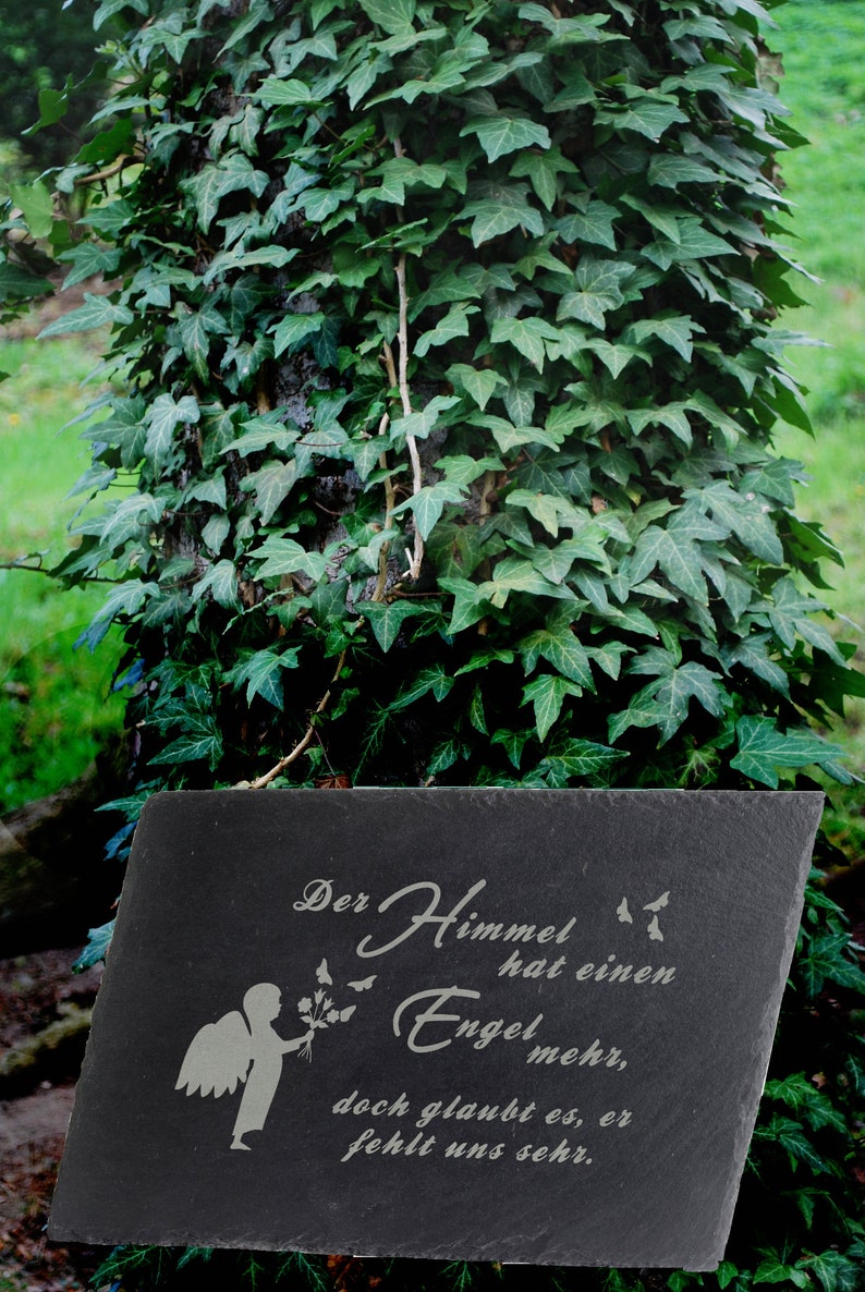 Gedenkstein Für Haustiere Aus Zement - Mit Fotorahmen 13,5x15cm