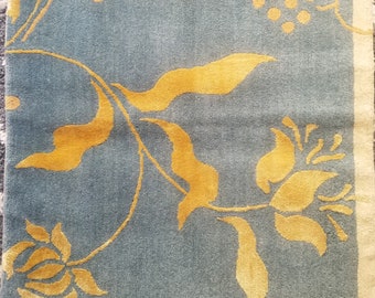Tibetan Contemporary floral design rug, 30% Silk, 2’ x 1’11” Square rug