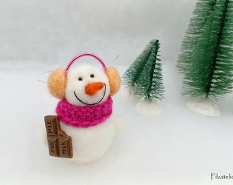 Hand-felted snowman – winter decoration figure chocolate | Felt Christmas decoration tree ornament