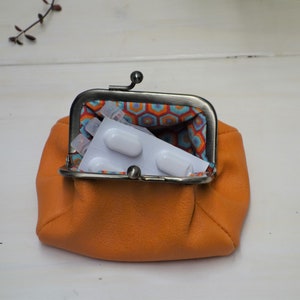 Clip purses, mini, made of leather image 2