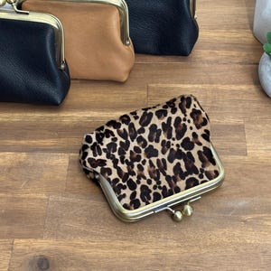 Cartera de piel con clip y 2 compartimentos